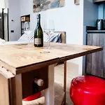 Διαμέρισμα Wine House By 