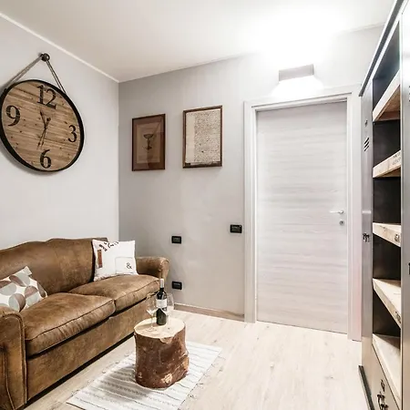 Wine House - The House Of Travelers Apartament *