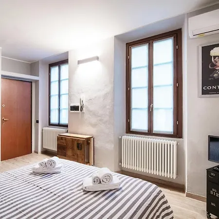 Wine House - The House Of Travelers Apartament
