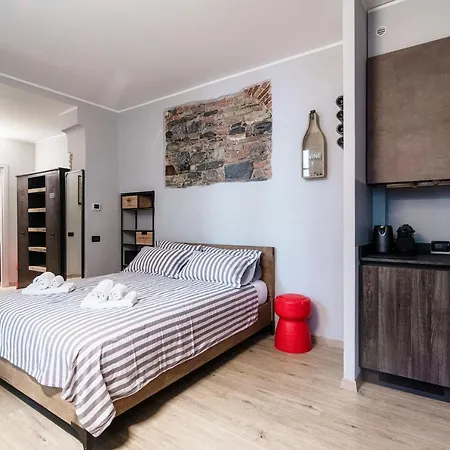 Wine House - The House Of Travelers Appartement *