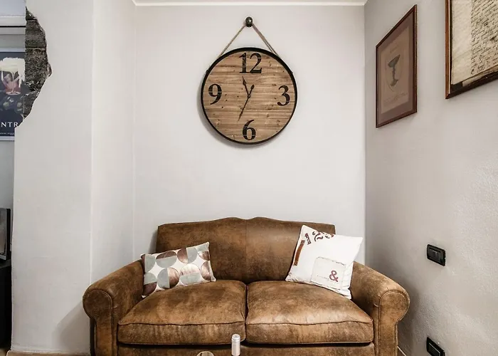 Wine House - The House Of Travelers דירה