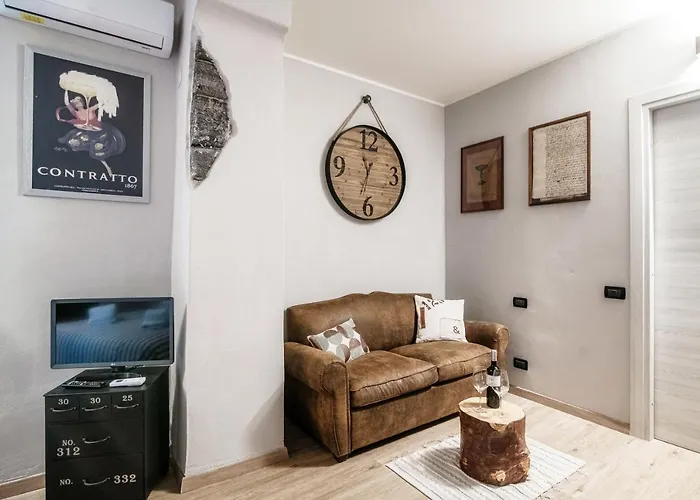 Wine House - The House Of Travelers * קומו