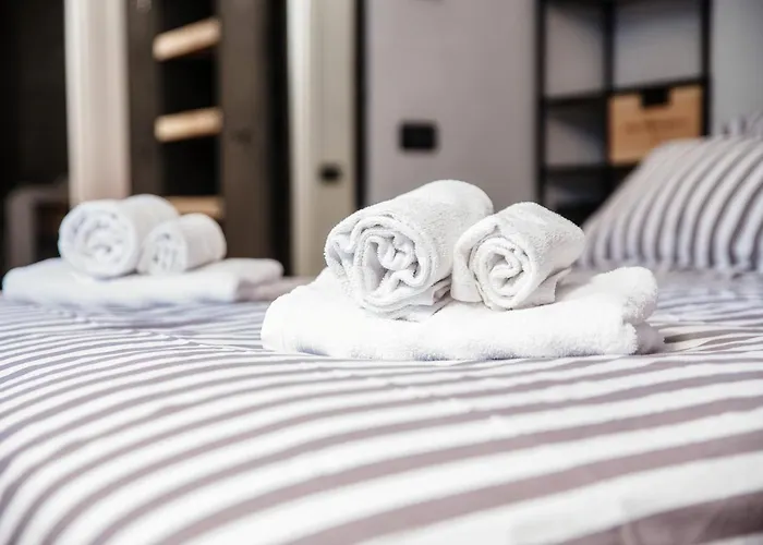 Wine House - The House Of Travelers